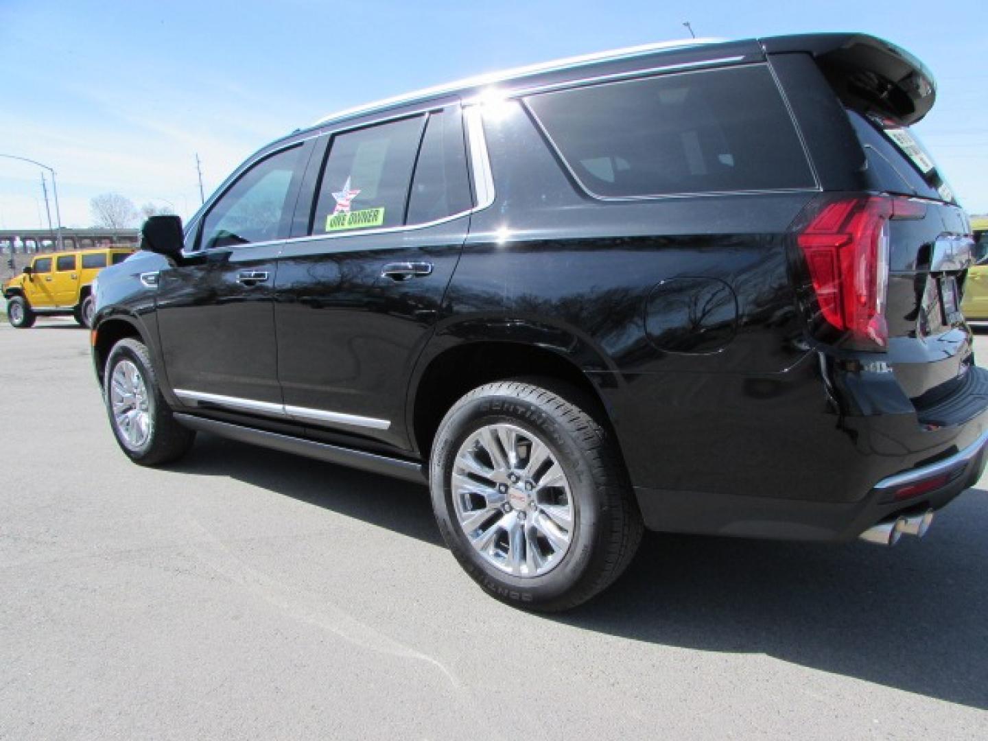 2021 Black /Black Leather GMC Yukon Denali Premium (1GKS2DKLXMR) with an 6.2L Ecotec3 gasoline engine, 10 speed Automatic transmission, located at 4562 State Avenue, Billings, MT, 59101, (406) 896-9833, 45.769516, -108.526772 - Photo#1